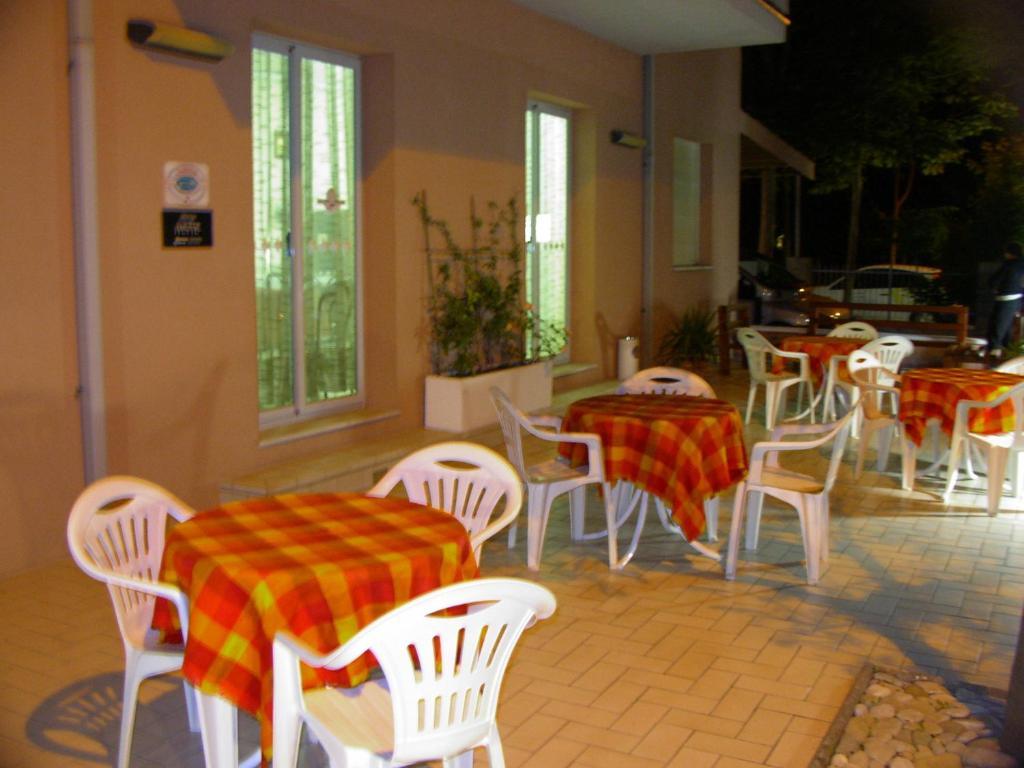 Hotel Ivette Rimini Eksteriør bilde
